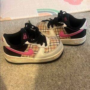 Nike Pink and Black Sneakers with Plaid Design